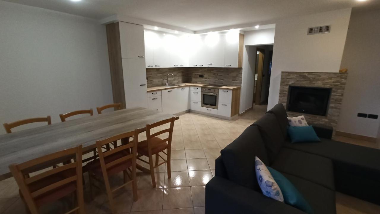Apartma Apollonio Črni Kal Exteriör bild